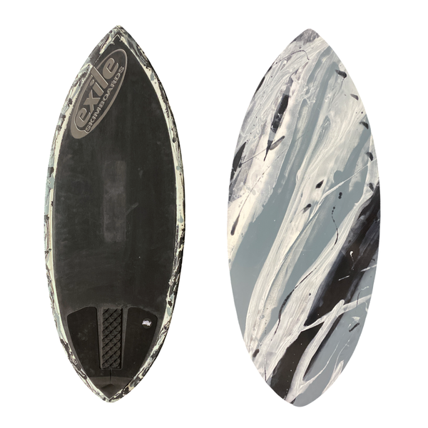 Used Medium Hornet Shape 5/8” Double Carbon Fiber Epoxy Skimboard